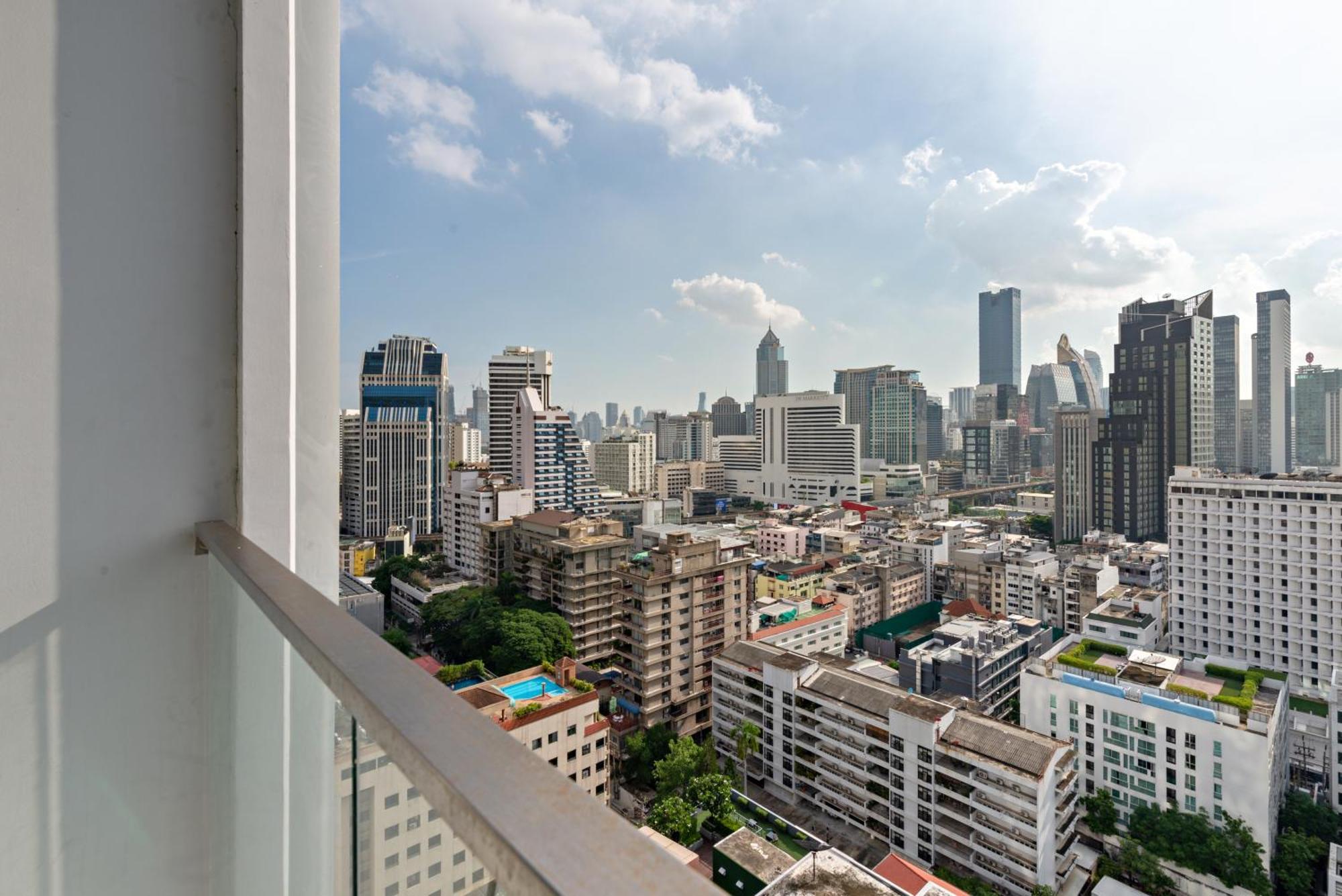 The Echelon Sukhumvit 11 By Lefoyer Apartment Bangkok Bagian luar foto